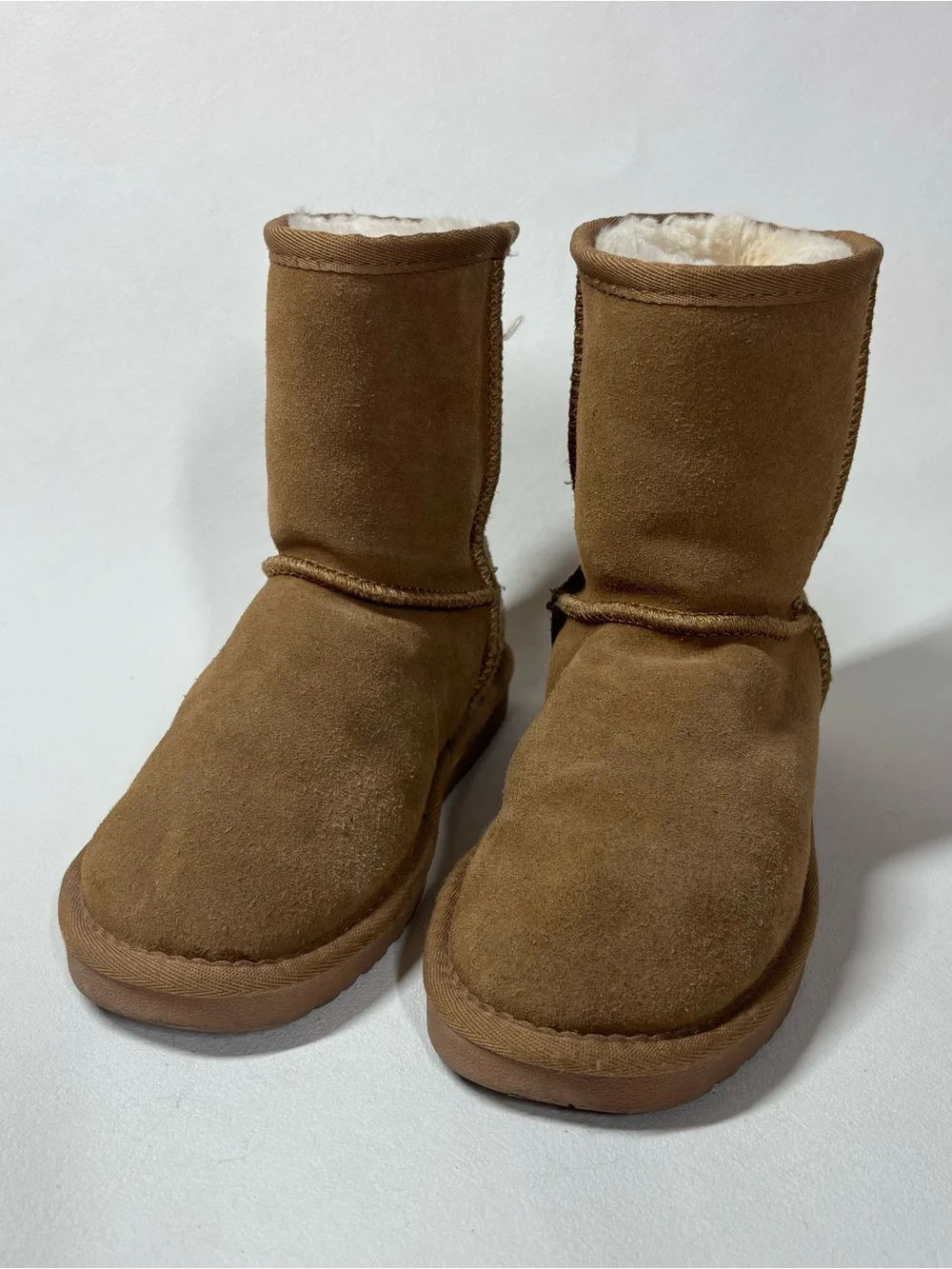 Dream Pairs Brown Faux Suede Shearling Lined Boots Size 4